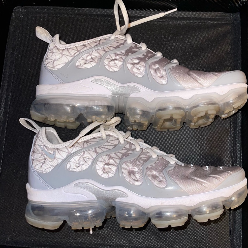 COPY - Nike Air Vapormax Plus Gray